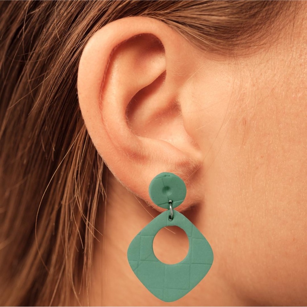 💚Hypoallergenic Sage Green Clay Earrings Dangle